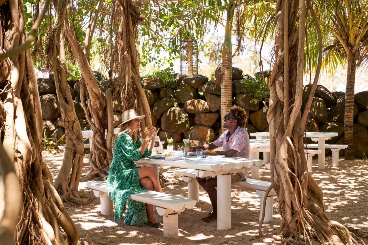 Lux* Grand Gaube Resort & Villas Exteriér fotografie The Banyan Tree