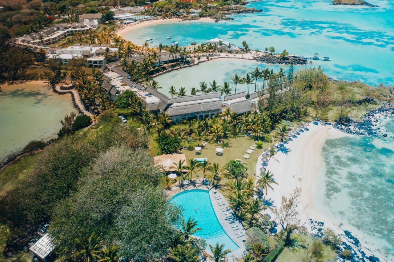 Lux* Grand Gaube Resort & Villas Exteriér fotografie Aerial view of the resort