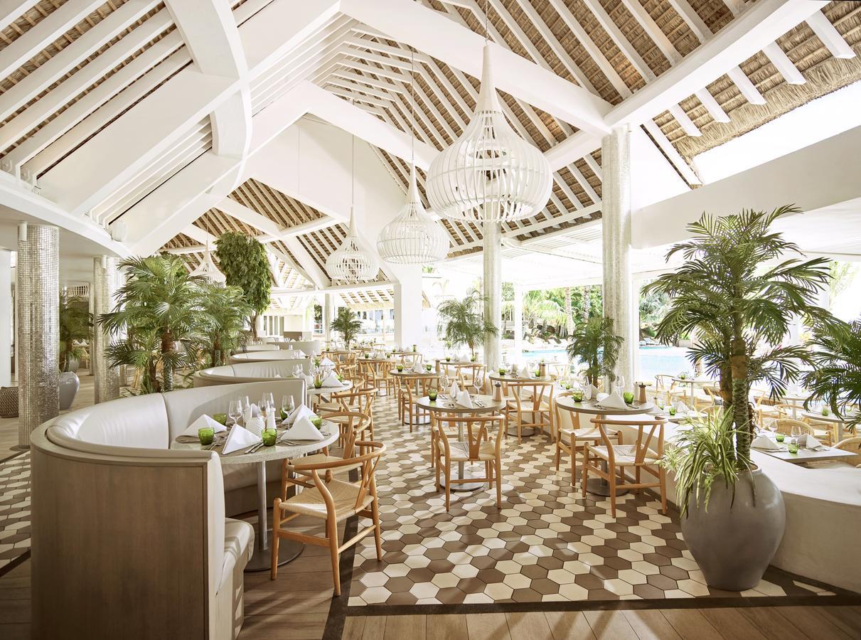 Lux* Grand Gaube Resort & Villas Exteriér fotografie The restaurant