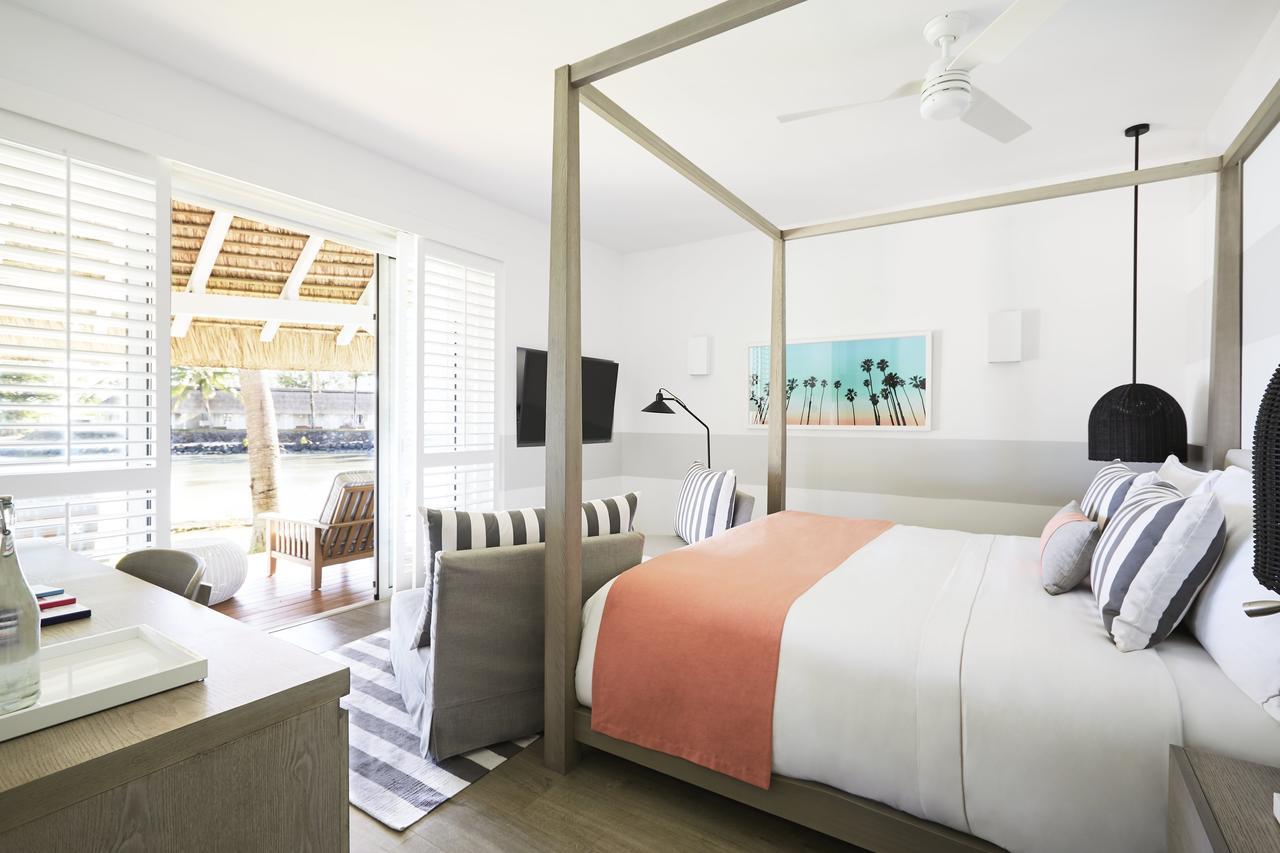 Lux* Grand Gaube Resort & Villas Exteriér fotografie A bedroom at the hotel