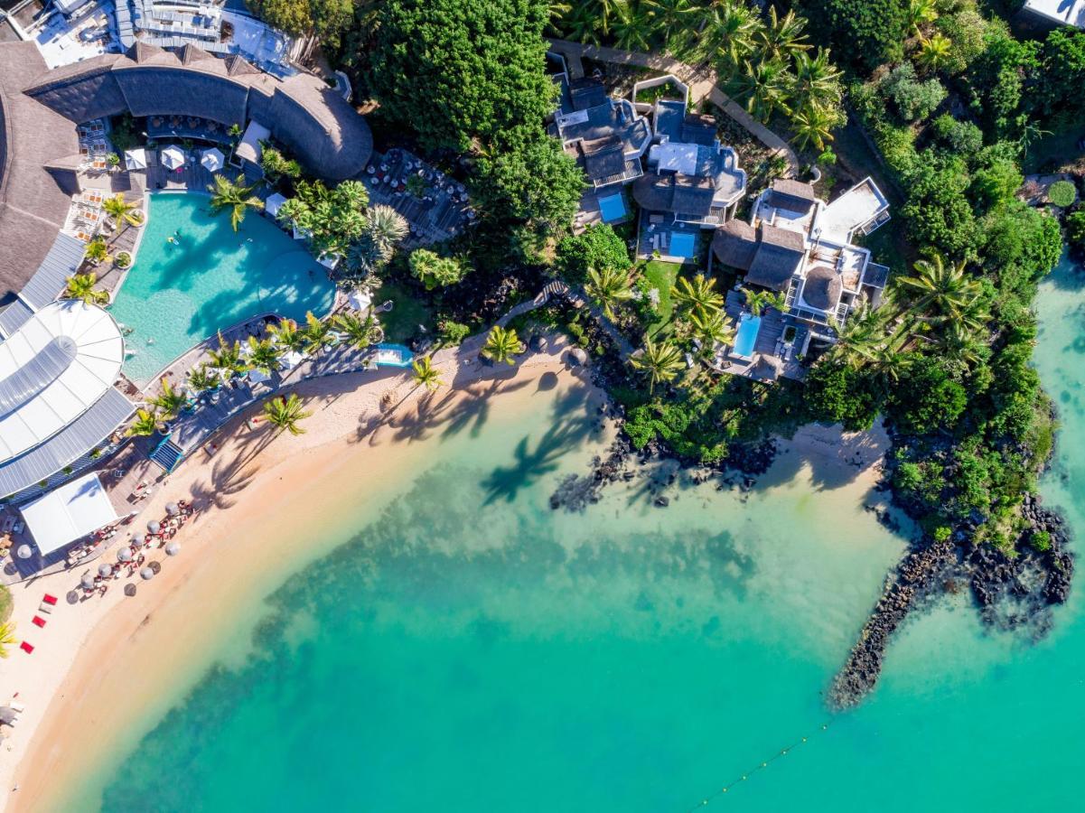 Lux* Grand Gaube Resort & Villas Exteriér fotografie Aerial view of the resort